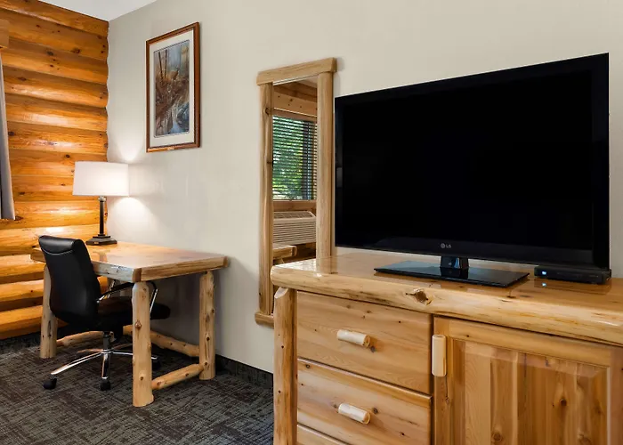 Best Western Northwoods Lodge