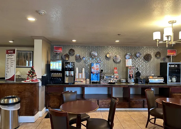 Best Western Plus John Jay Inn & Suites