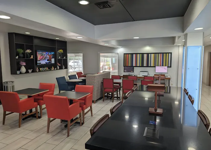 Holiday Inn Express & Suites - El Dorado By Ihg