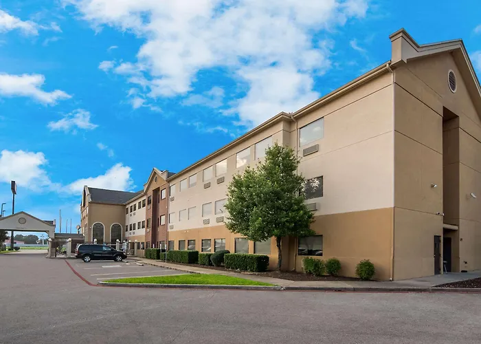 Quality Inn & Suites Waco North