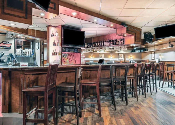 Americinn By Wyndham Duluth South Black Woods Event Center