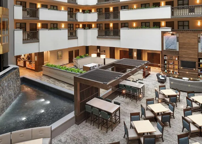 Embassy Suites By Hilton Atlanta Alpharetta