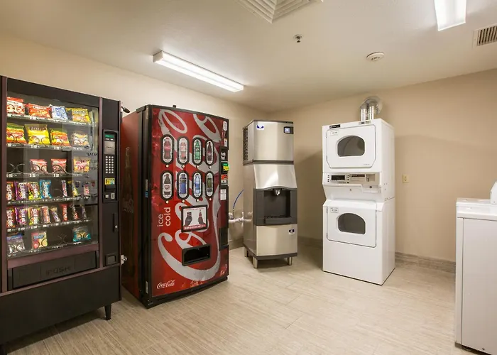 Baymont By Wyndham Albuquerque Airport