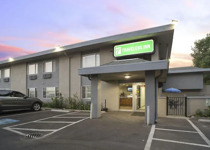 Travelers Inn Medford