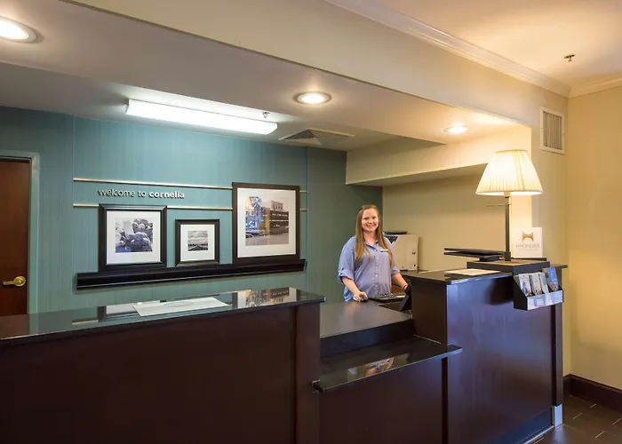 Hampton Inn Cornelia