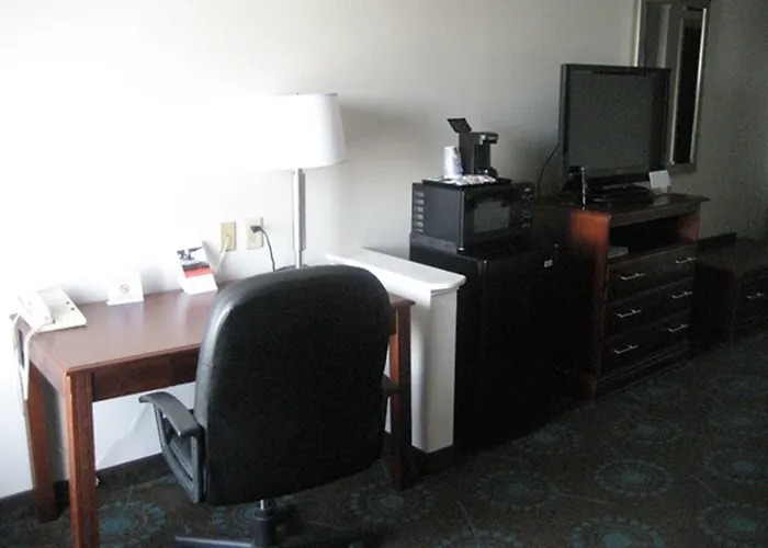 Holiday Inn Express & Suites - Morehead City By Ihg