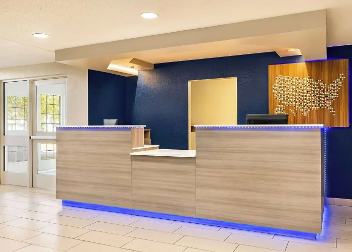 Microtel Inn & Suites By Wyndham New Ulm