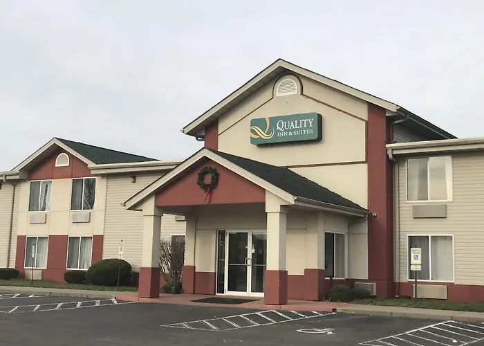 Quality Inn & Suites Middletown - Franklin