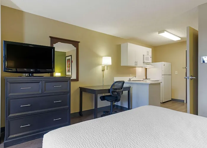 Extended Stay America Suites - Stockton - March Lane