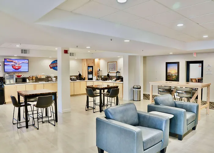 Baymont By Wyndham Tucson Airport