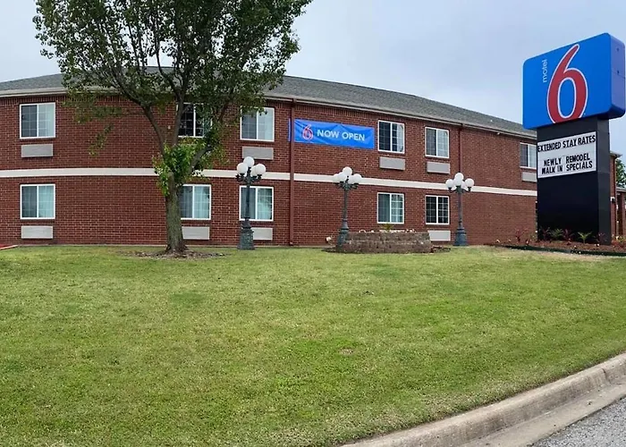 Motel 6 Tulsa, Ok - Central