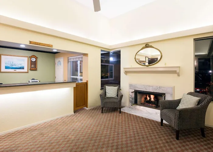 Days Inn By Wyndham Newport Or