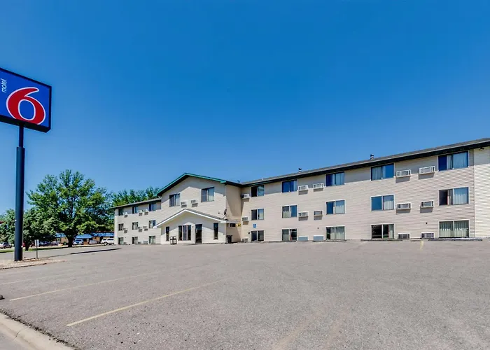 Howard Johnson By Wyndham Albert Lea