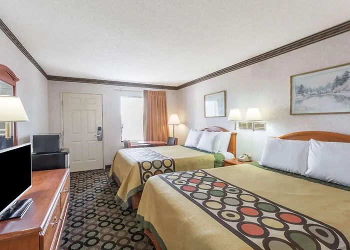 Super 8 By Wyndham Ashburn