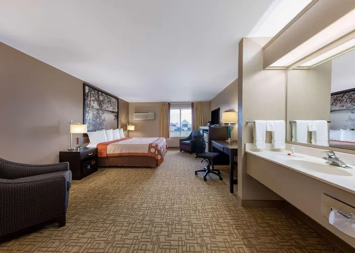 Super 8 By Wyndham Jackson Mn