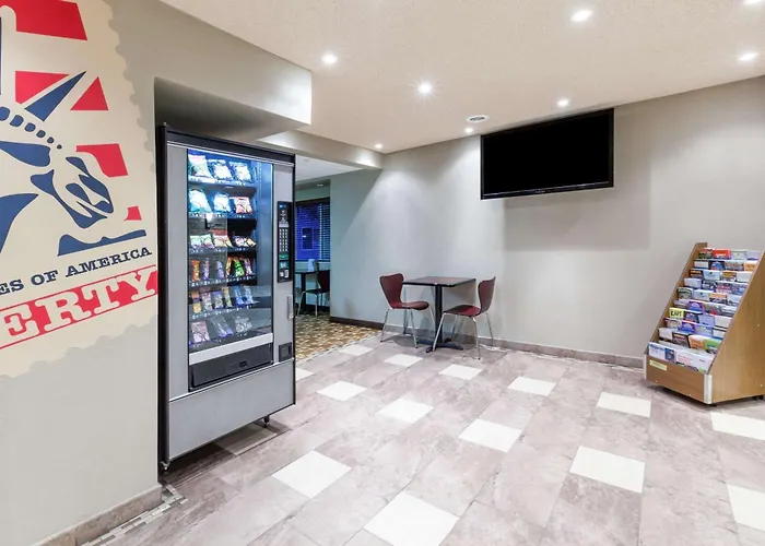 Super 8 By Wyndham Schenectady - Albany Area
