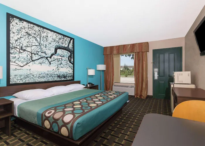 Super 8 By Wyndham Brunswick South I-95