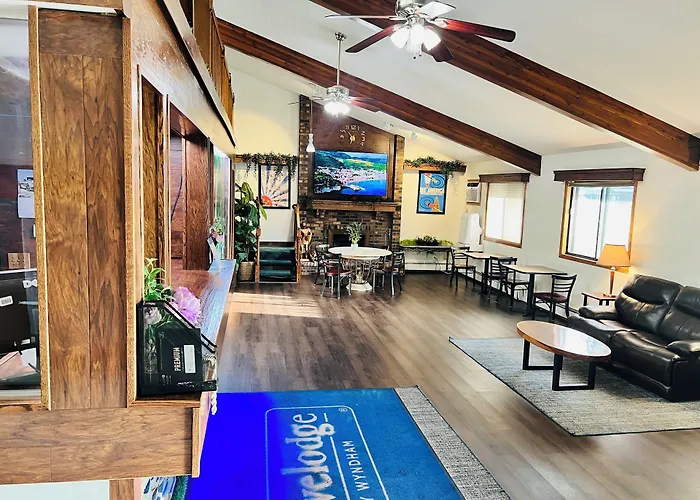 Travelodge By Wyndham Valleyfair Shakopee