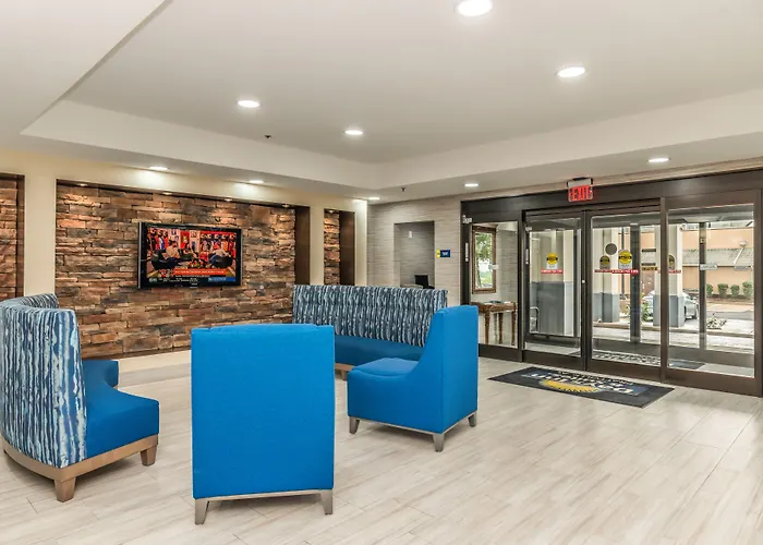 Days Inn & Suites By Wyndham Prattville-Montgomery