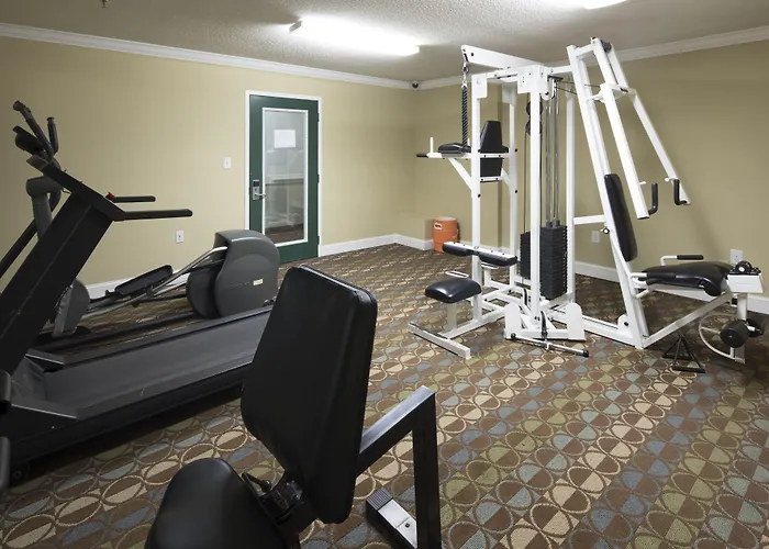 Intown Suites Extended Stay Marietta Ga - Town Center