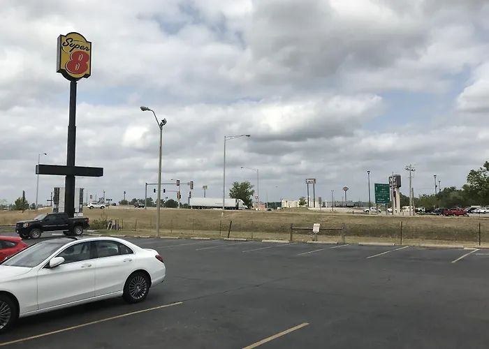 Super 8 By Wyndham Mount Vernon, Il