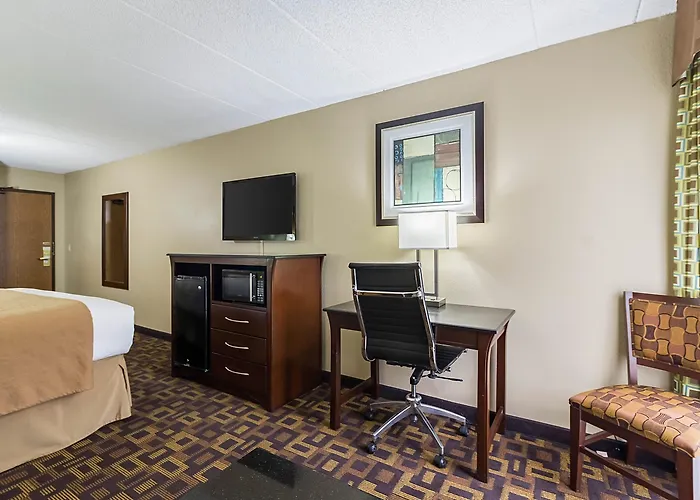 Quality Inn & Suites Arden Hills - Saint Paul North