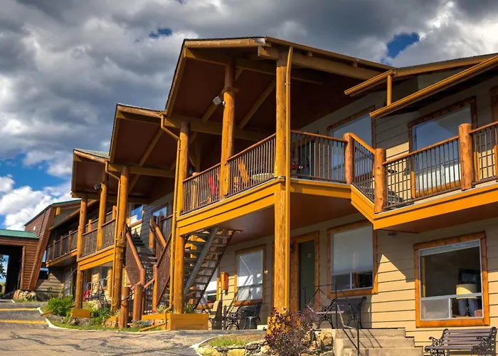 Hotel Estes