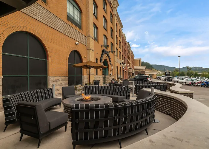 Doubletree By Hilton Deadwood At Cadillac Jack'S