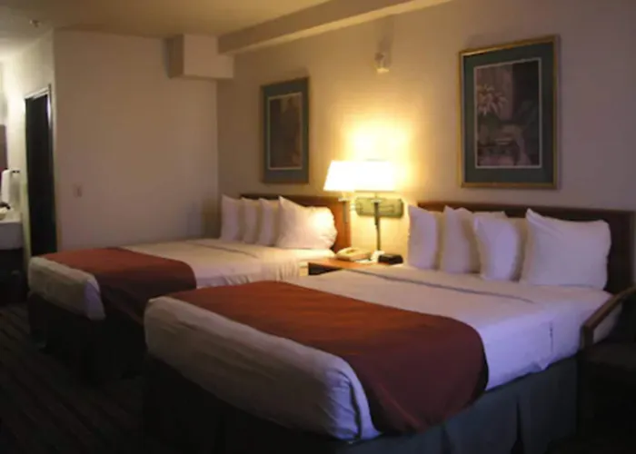 Catalina Inn