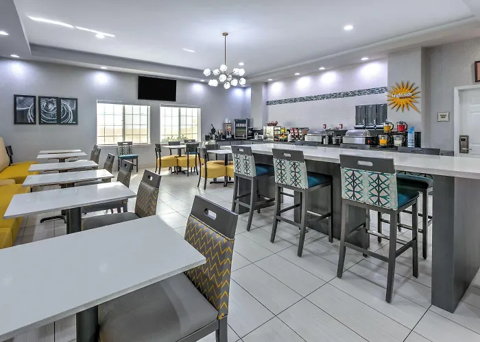 La Quinta By Wyndham Weatherford