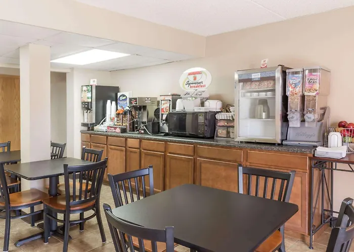 Super 8 By Wyndham Luverne