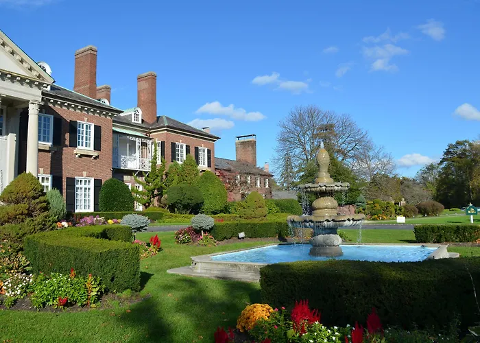 Glen Cove Mansion