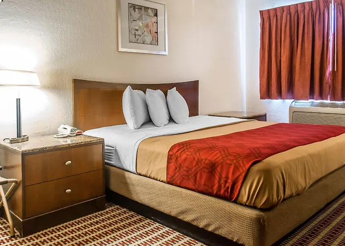 Economy Inn & Suites