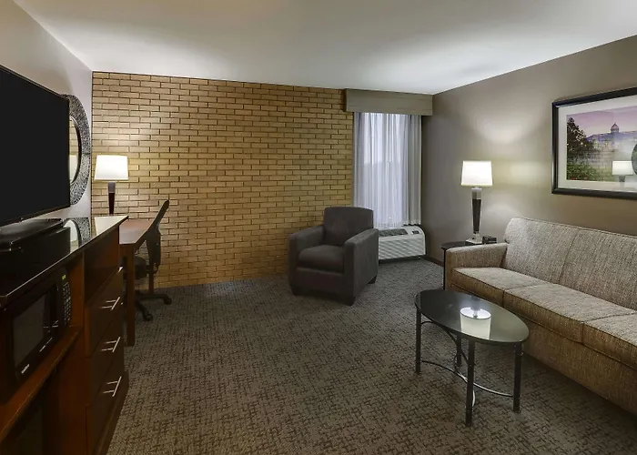 Drury Inn & Suites Columbus Dublin