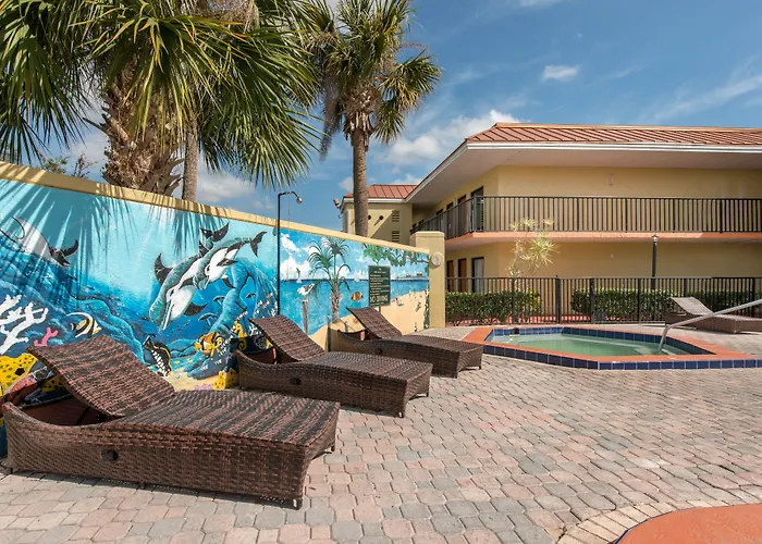 Clarion Inn & Suites Kissimmee-Lake Buena Vista South