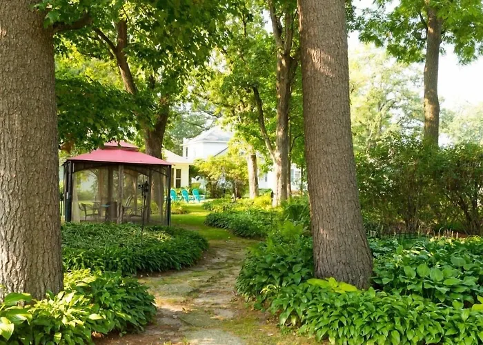 Oak Park Inn