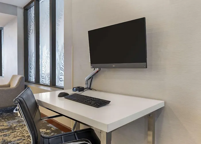 Best Western Plus South Holland Chicago Southland