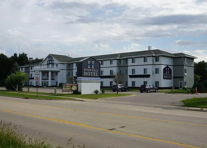River Hills Hotel- Mankato