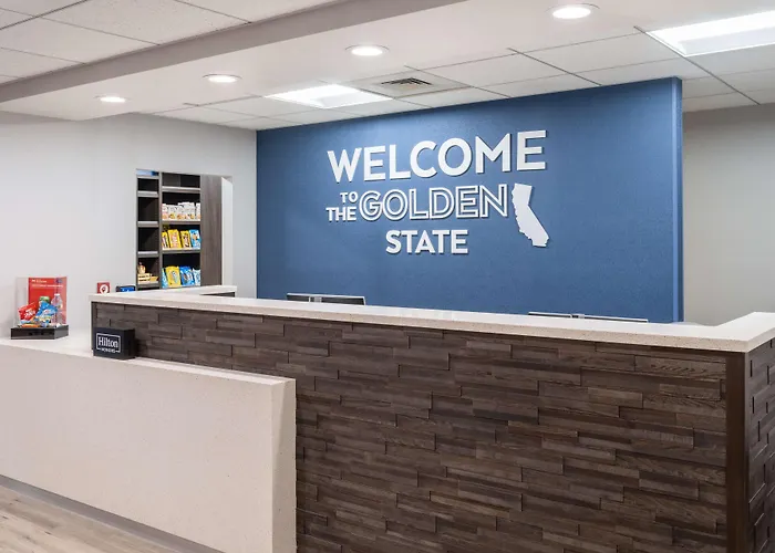 Hampton Inn & Suites Agoura Hills