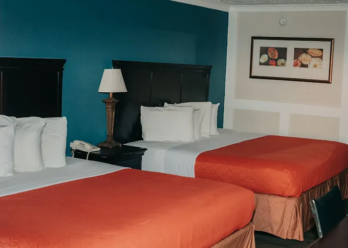 Victorian Inn & Suites