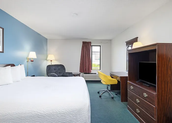 Days Inn By Wyndham Battlefield Rd/Hwy 65