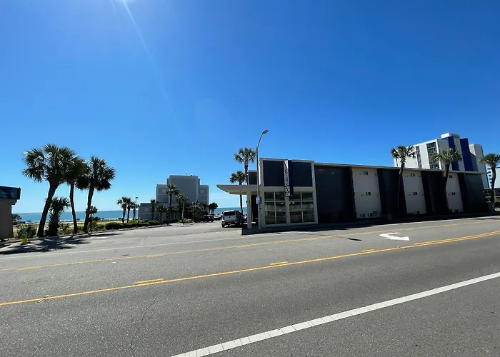 Oceanfront Viking Motel