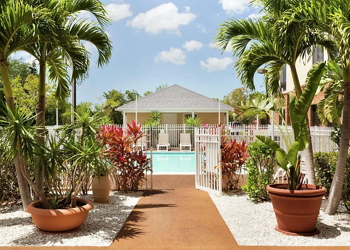 Hampton Inn & Suites Tarpon Springs