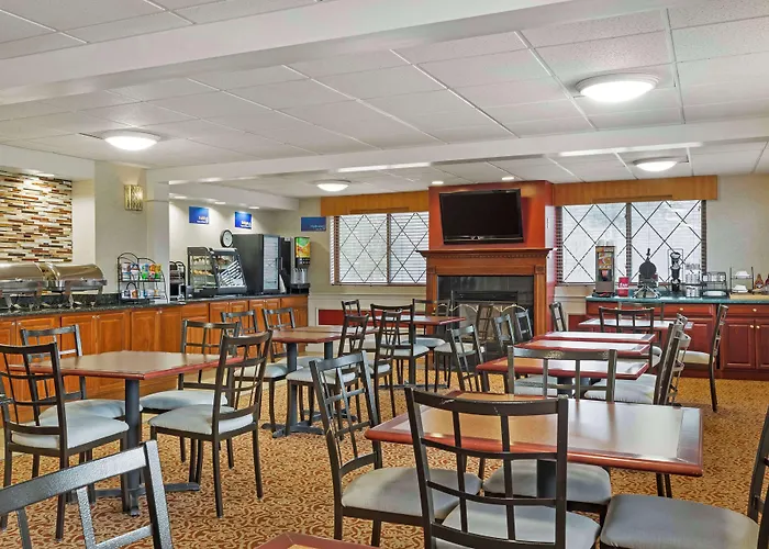 Best Western Plus The Inn At Sharon/Foxboro