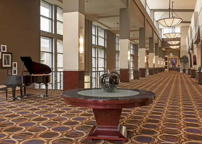 Sheraton Overland Park Hotel At The Convention Center