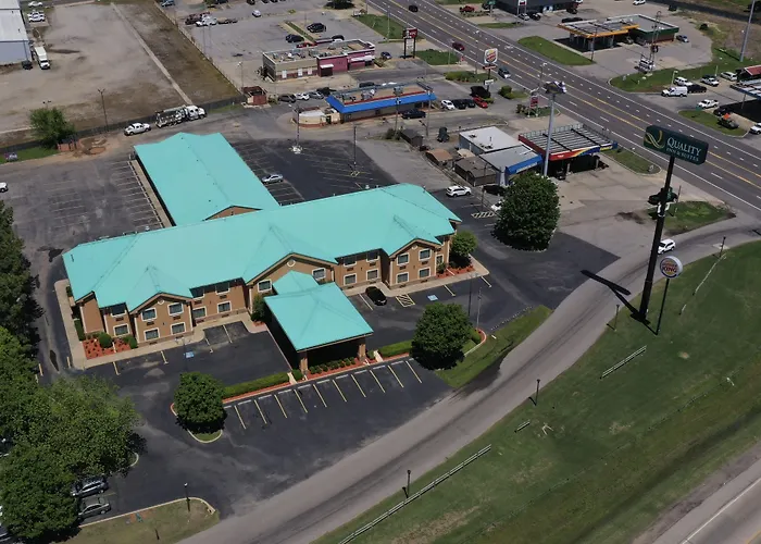Quality Inn & Suites Alma I-40