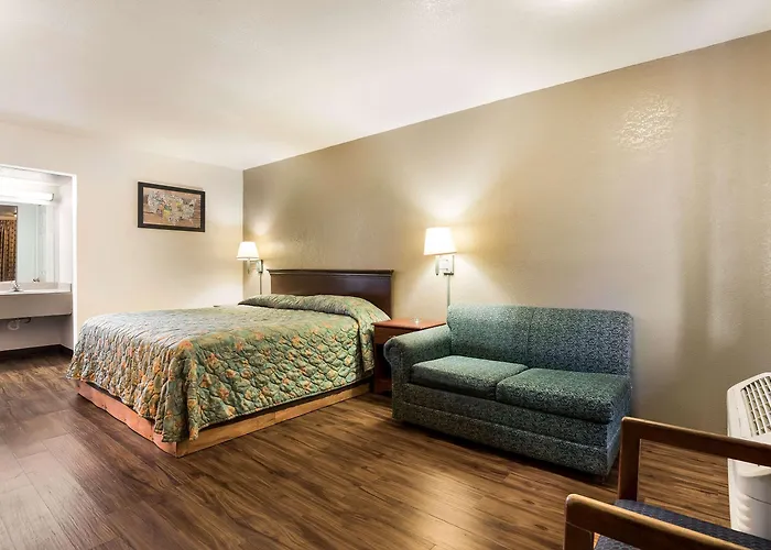 Econo Lodge Bartlesville Hwy 75