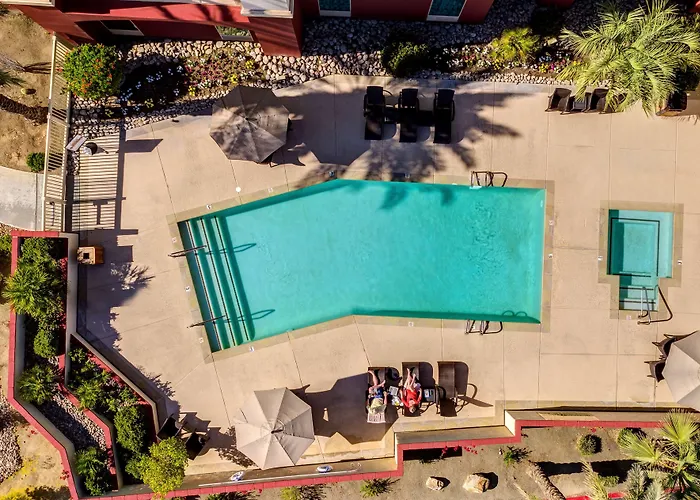 Hampton Inn & Suites Palm Desert