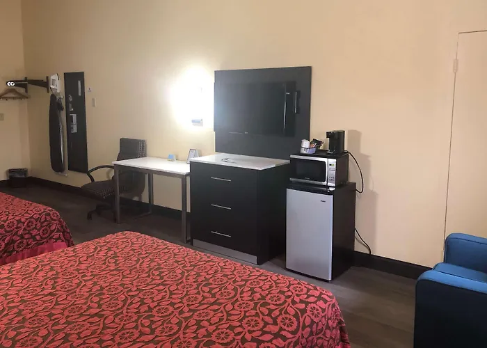 Days Inn By Wyndham Grove City Columbus South