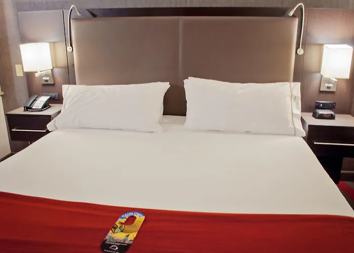 Holiday Inn Express Hotel & Suites Pittsburgh-South Side By Ihg